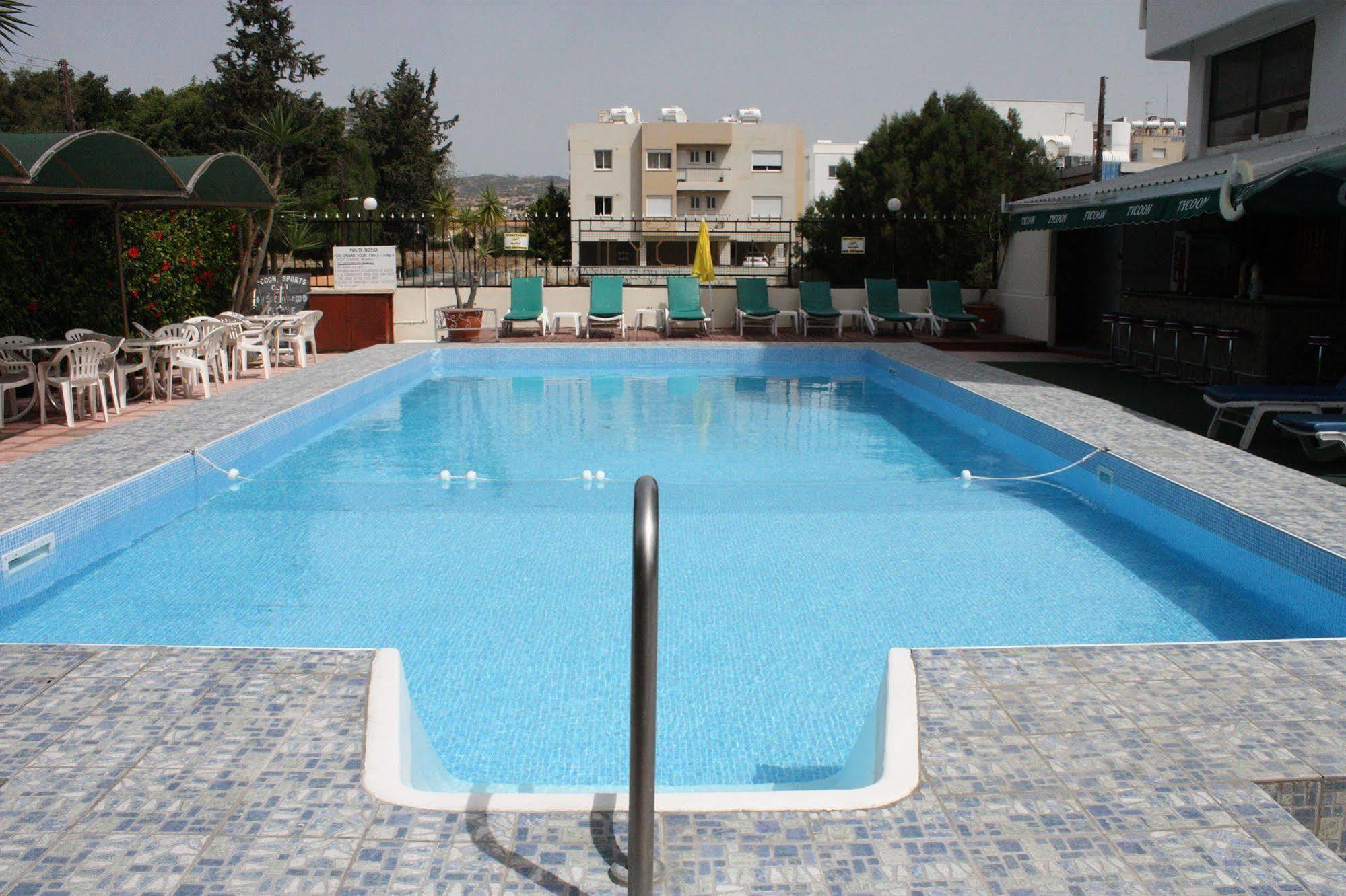 Tycoon Apartments Лимасол Экстерьер фото